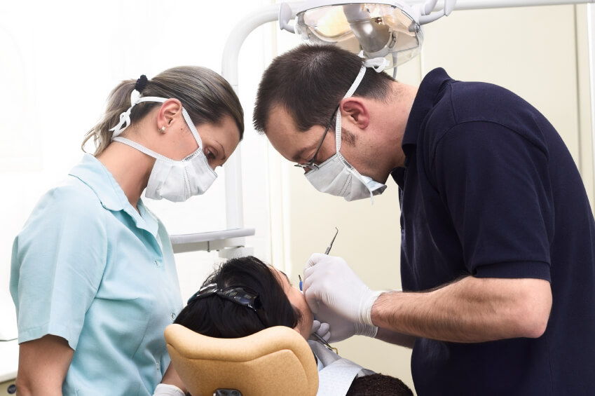 Hoe kan een tandarts rugpijn voorkomen